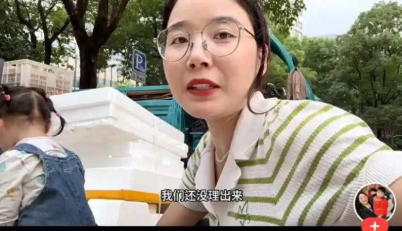 安妈：夫妻赚钱太快 烤红薯一天卖50个，净赚750，网友太羡慕