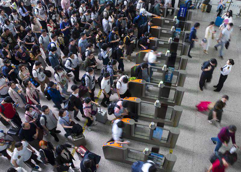 你家有超生的兄弟姊妹吗?还记得当初因为超生被罚了多少钱吗?